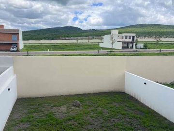 Casa en nueva en Venta en La Valenciana:  el residencial más bonito de León, Guanajuato.