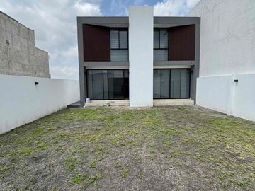 Casa en nueva en Venta en La Valenciana:  el residencial más bonito de León, Guanajuato.