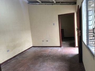 RENTA DE  DEPARTAMENTO PEQUEÑO CON GARAJE