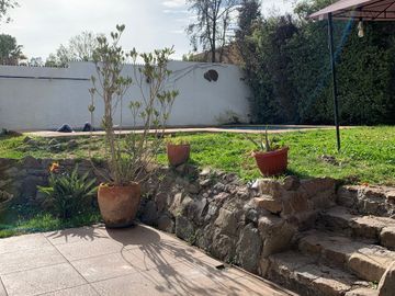 Camino del Convento. Gran terreno, piscina climatizada