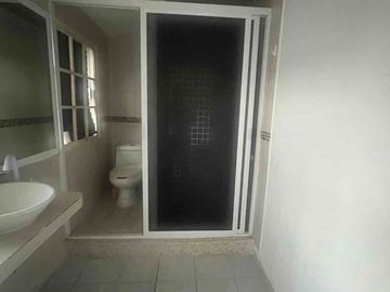 CASA EN VENTA EN GEOPINOS VERACRUZ CON 4 RECÁMARAS EN CLUSTER CON ALBERCA Y JARDIN $1,700,000 (SOLO CRÉDITOS BANCARIOS Y REC PROPIOS)