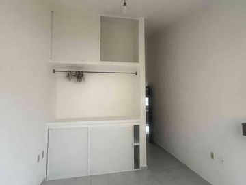 CASA EN VENTA EN GEOPINOS VERACRUZ CON 4 RECÁMARAS EN CLUSTER CON ALBERCA Y JARDIN $1,700,000 (SOLO CRÉDITOS BANCARIOS Y REC PROPIOS)