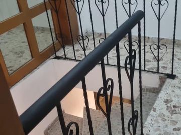 Venta Casa de 4 Niveles independientes Sector Samaria-Pereira