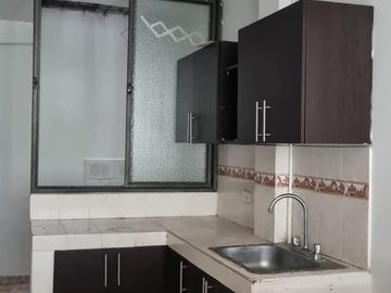 Venta Casa de 4 Niveles independientes Sector Samaria-Pereira