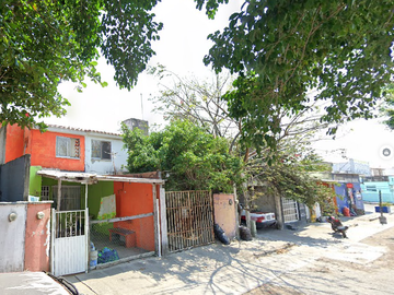 Casaen venta de dos niveles  Geovillas los Pino Veracruz	VERACRUZ