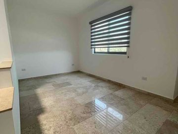 SE RENTA CASA EN FRACC PRIVADO CON VIGILANCIA A 10 MIN DE AUTOPISTA