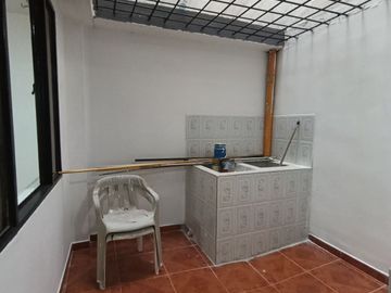 Venta Casa de 3 niveles independientes mas terraza Sector Samaria-Pereira