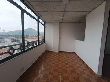 Venta Casa de 3 niveles independientes mas terraza Sector Samaria-Pereira