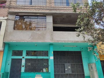 AIRES 4TO PISO EN VENTA 133 M2 URB. COOP. UNIVERSAL - SANTA ANITA