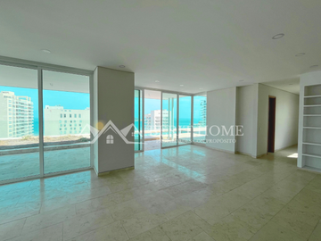Penthouse con Piscina en Venta