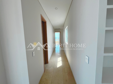 Penthouse con Piscina en Venta