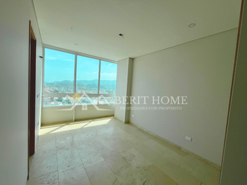 Penthouse con Piscina en Venta