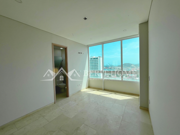 Penthouse con Piscina en Venta