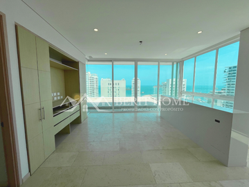 Penthouse con Piscina en Venta
