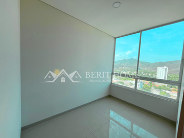Penthouse con Piscina en Venta