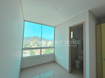 Penthouse con Piscina en Venta