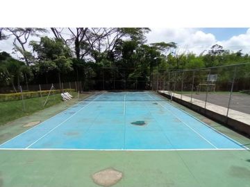 VENDO ESPECTACULAR CASA RENOVADA EN SANTA CLARA DE LAS VILLAS