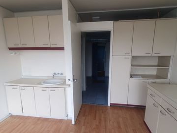 SE VENDE OFICINA PROVIDENCIA $65.000.000