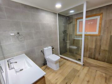 Casa con Parcela piedra Blanca $ 180.000.000.-