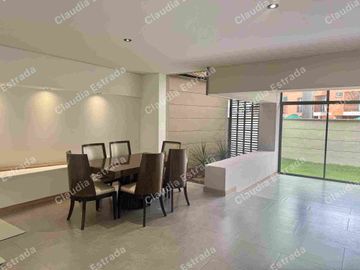 CASA PARA LA VENTA