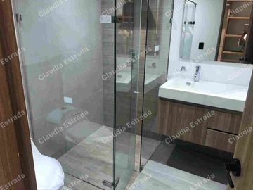 CASA PARA LA VENTA