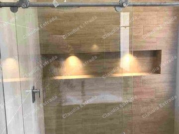 CASA PARA LA VENTA