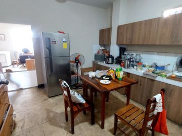 Venta Edificio Comercial en Centro de Guayaquil, 950 m² de Construccion
