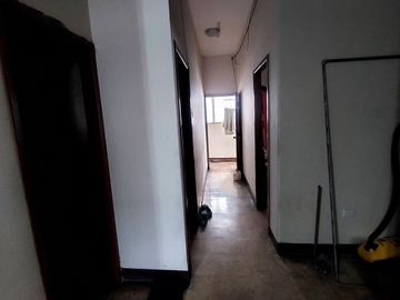 Venta Edificio Comercial en Centro de Guayaquil, 950 m² de Construccion