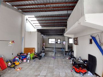 Venta Edificio Comercial en Centro de Guayaquil, 950 m² de Construccion