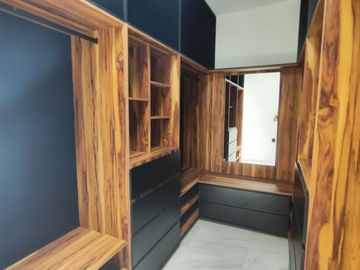 Se vende preciosa casa, sola, nueva,  de 3 recámaras con alberca, en el Fraccionamiento Las Fincas, en Jiutepec, Mor.