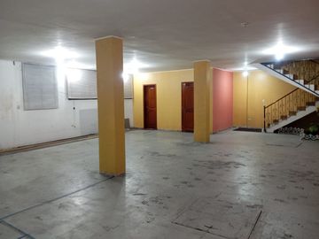 EDIFICIO EN VENTA  DE OPORTUNIDAD LA MAGDALENA SUR DE QUITO