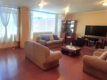 EDIFICIO EN VENTA  DE OPORTUNIDAD LA MAGDALENA SUR DE QUITO