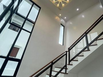 10M-Preselling- Single Detached  w/ 4 Bedrooms (1 at the ground) & Built-in-Cabinet For Sale in Brgy. Mabini, Lipa City, Batangas