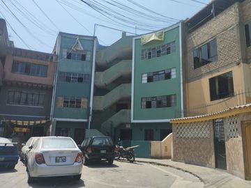 DEPARTEMENTO EN VENTA PISO 3 - RIMAC