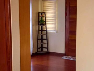 House and Lot with Balcony For Sale in Mendez Crossing West Tagaytay City RAS