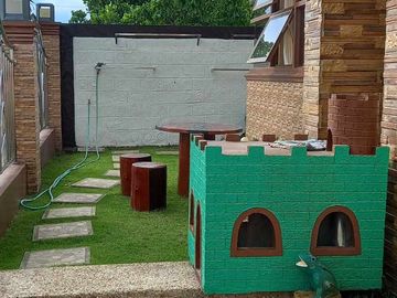 House and Lot with Balcony For Sale in Mendez Crossing West Tagaytay City RAS