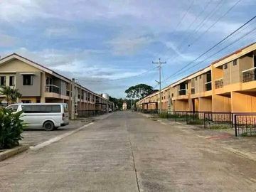 2 Bedrooms Condominium Townhouse, Nottingham Villa Palawan