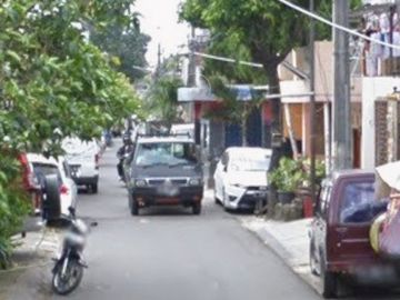 Rumah Tebet Kebon Baru 3 Lantai Dekat Stasiun bisa Jadi Kost