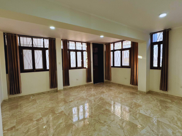 SE VENDE CASA EN ESQUINA SEMIESTRENO – URB. LOS PINOS, PIMENTEL
