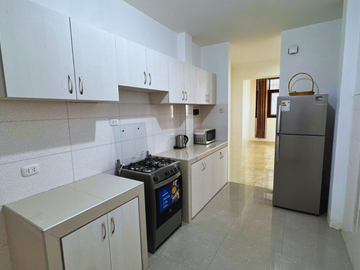 SE VENDE CASA EN ESQUINA SEMIESTRENO – URB. LOS PINOS, PIMENTEL