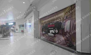 LOCAL EN RENTA EN PLAZA SENDERO, EXCELENTE UBICACIÓN ENTRE LA TIENDA MAC STORE Y CINÉPOLIS