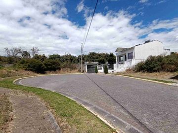 VENDO LOTE DE 460 MTS EN URBANIZACIÓN PRIVADA CON GUARDIANIA PERMANENTE