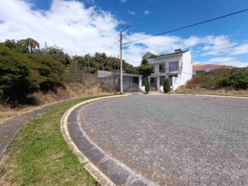 VENDO LOTE DE 460 MTS EN URBANIZACIÓN PRIVADA CON GUARDIANIA PERMANENTE