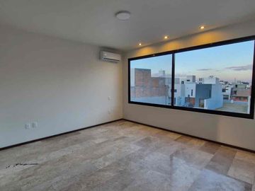 Casa en venta en privada con vigilancia – San Ángel V, SLP