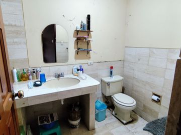 Se Vende Casa en Surco – Frente a Parque, en Condominio Seguro y Residencial