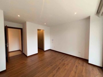 Venta de Departamento en Tumbaco cerca de Ventura Mall