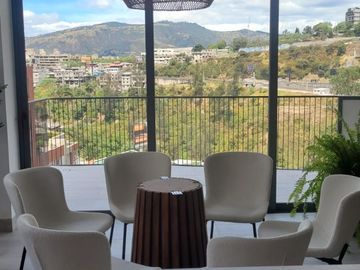 Hermoso Exclusivo Departamento En Venta Cumbayá