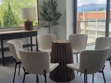 Hermoso Exclusivo Departamento En Venta Cumbayá