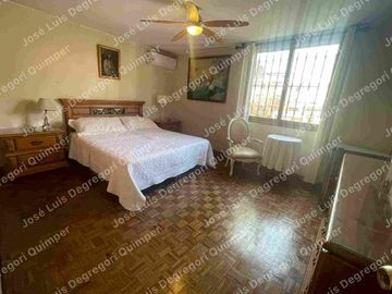Venta de casa en Valle Hermoso de Monterrico Surco