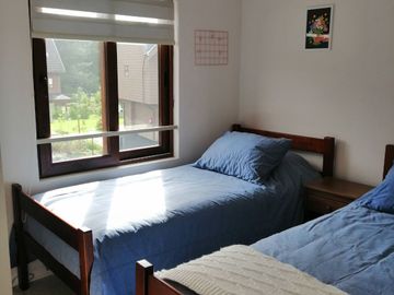 Se vende casa en Pucon Condominio con Piscina, quincho y areas verdes